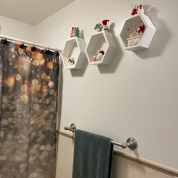 Beautiful Christmas Tree Shower Curtain - Picture 4 of 4